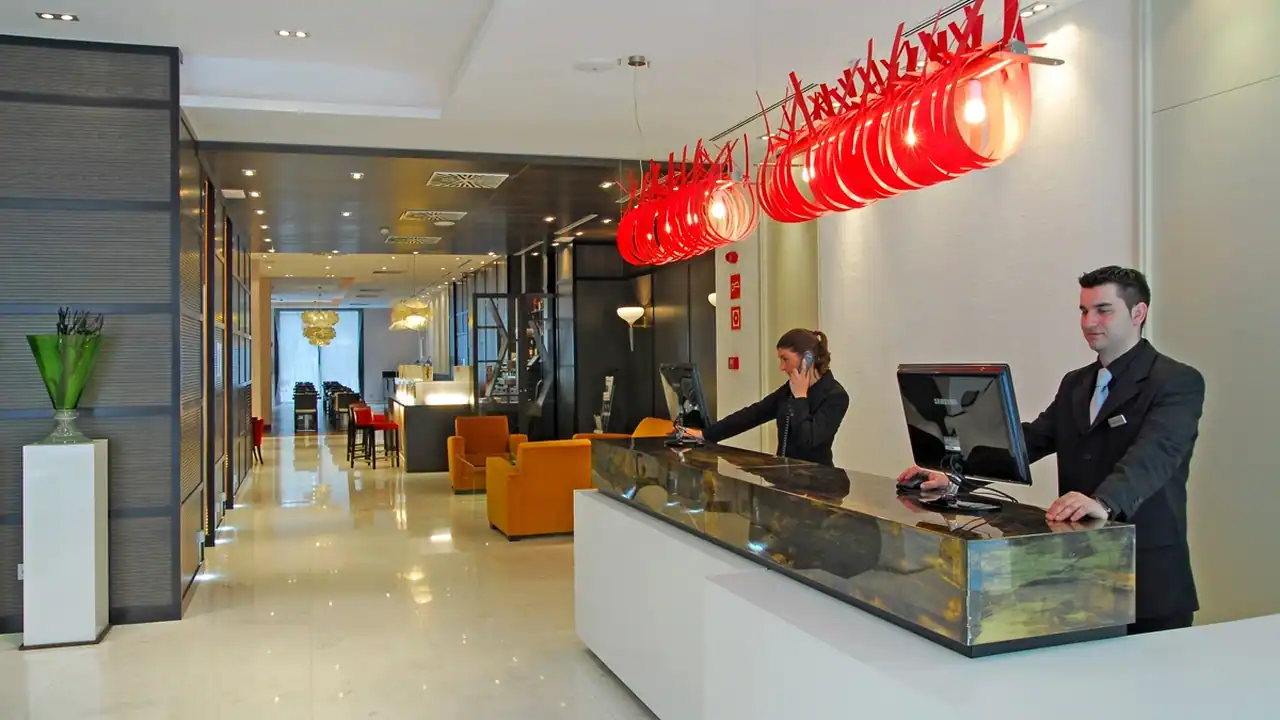 Grupotel Gran Vía 678